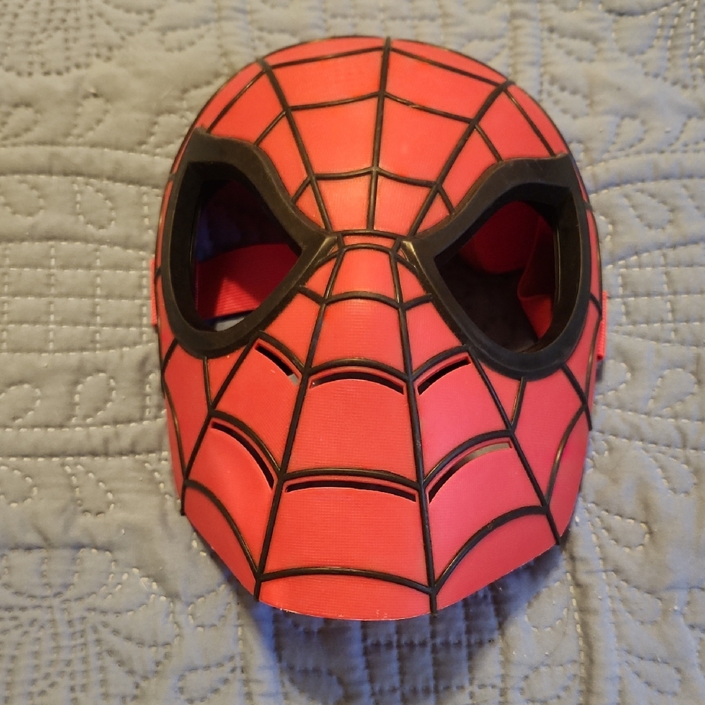 2010 Hasbro Hard Plastic Spiderman Mask
